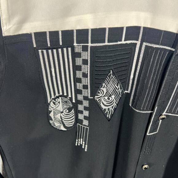 Pronti by Phita Mens L Button Down Shirt Black White Colorblock Embroidered EUC - Picture 4 of 10